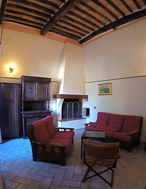 Podere Le Monache Montaione Habitación foto